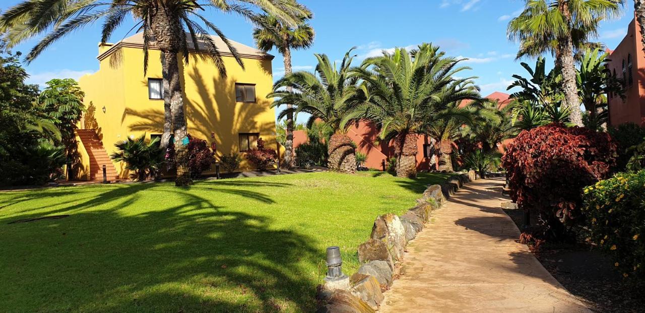 Tamarindo I Piscinas De Agua Salada Appartement Corralejo Buitenkant foto